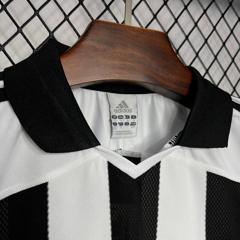 Camisa Retrô da Juventus 2003/2005