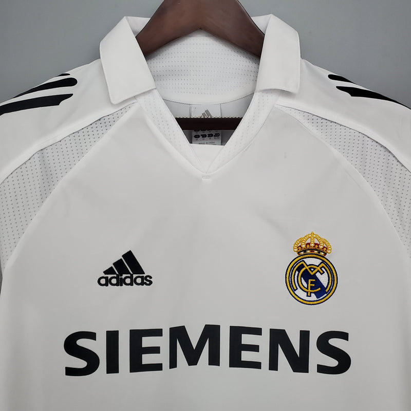 Camisa Retrô do Real Madrid 2005/2006