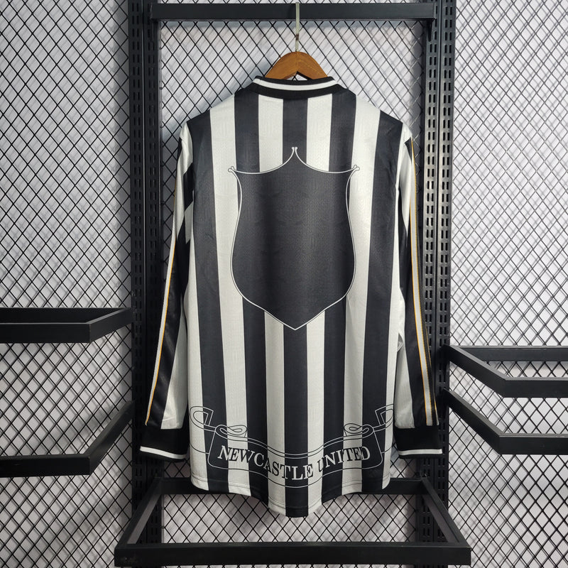 Camisa Retrô do Newcastle 1995/1997 - Manga Longa