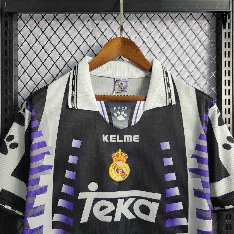 Camisa Retrô do Real Madrid 1997/1998