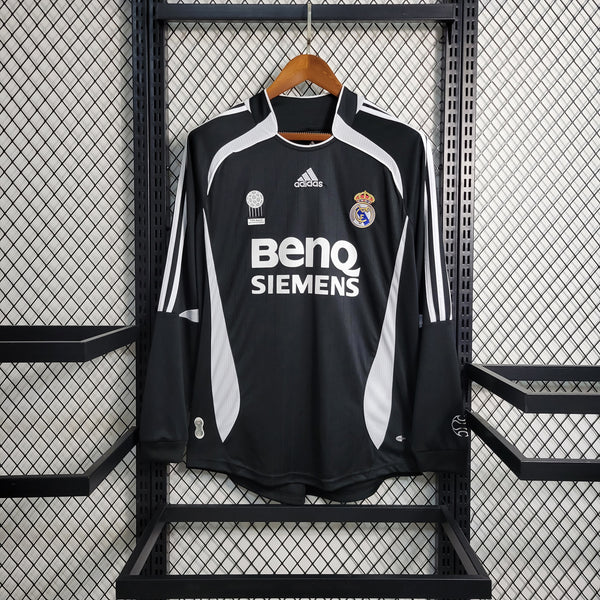 Camisa Retrô do Real Madrid 2006/2007 - Manga Longa