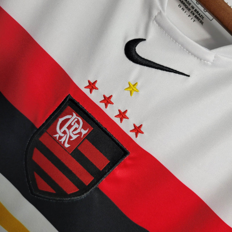 Camisa Retrô do CR Flamengo 2002