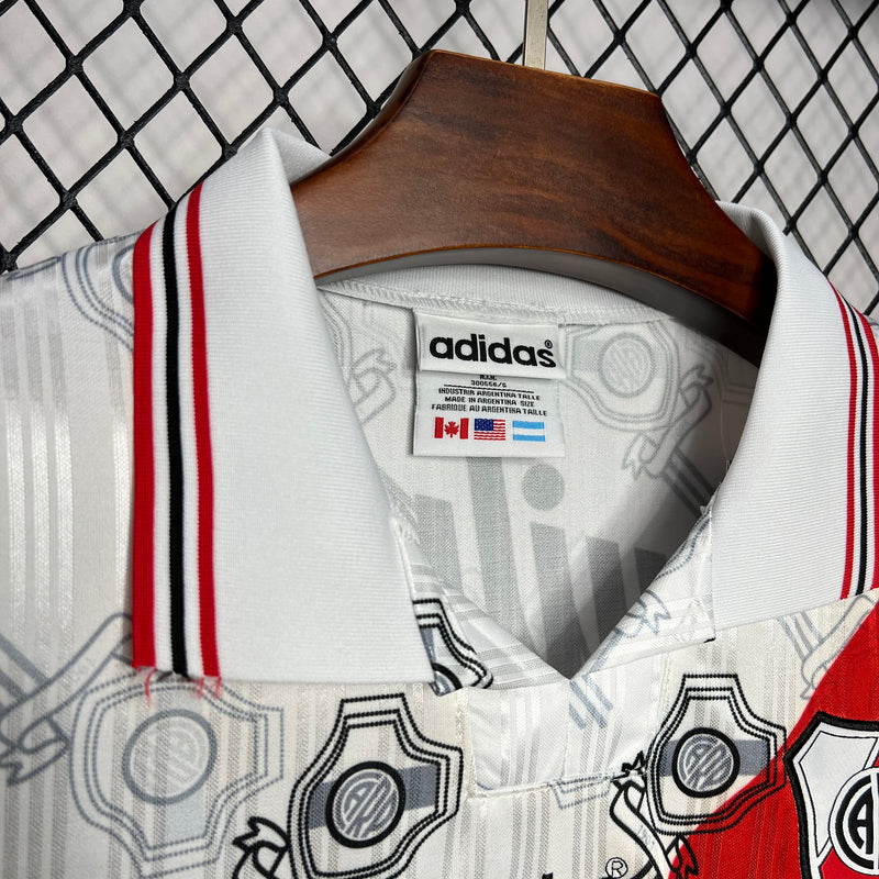 Camisa Retrô do River Plate 1996/1997 - Versão Retrô