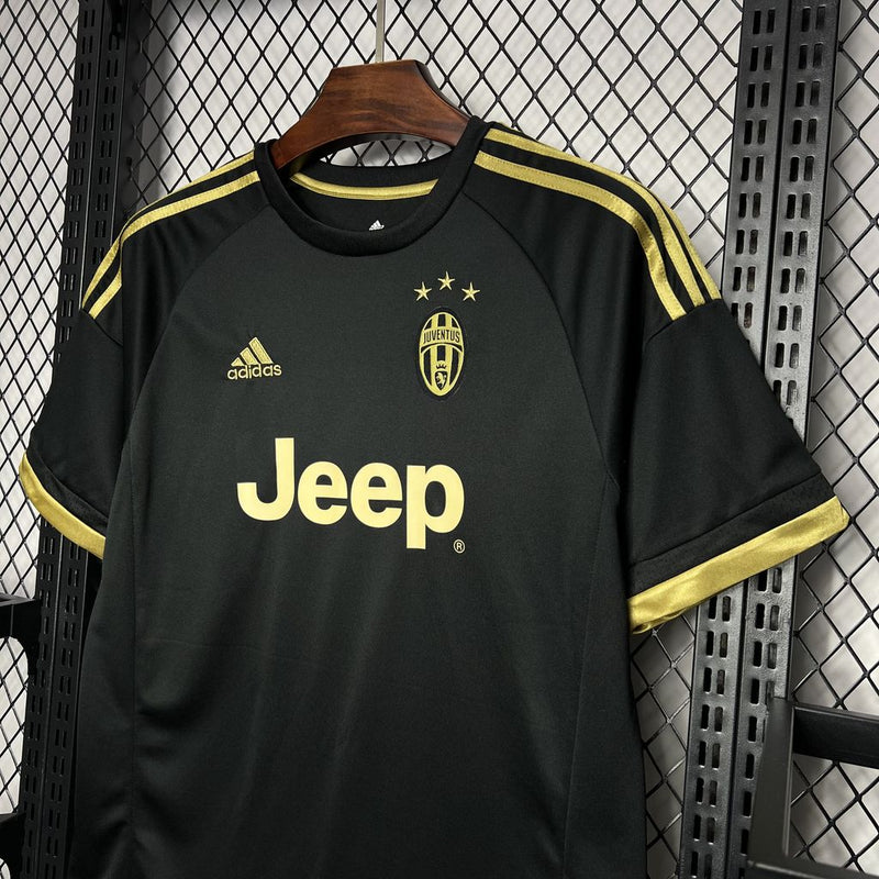 Camisa Retrô da Juventus 2015/2016