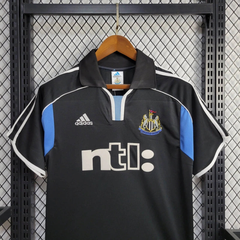 Camisa Retrô do Newcastle 2001/2002