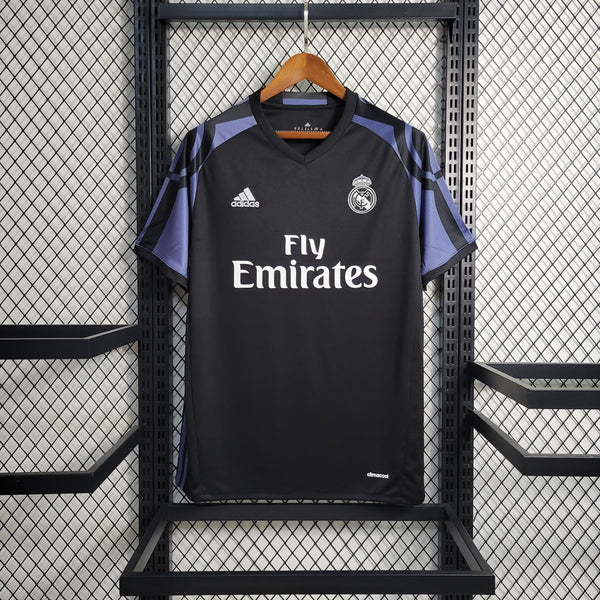 Camisa Retrô do Real Madrid 2016/2017