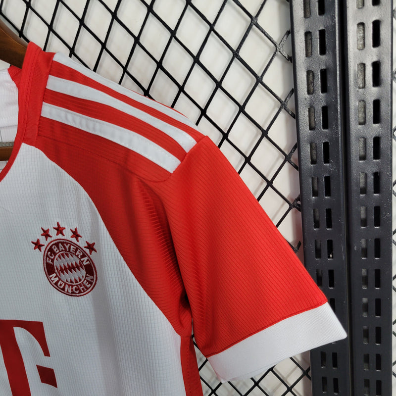 Conjunto Infantil Oficial do Bayern de Munique 23/24 - Kids