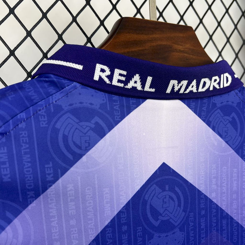 Camisa Retrô do Real Madrid 1996/1997