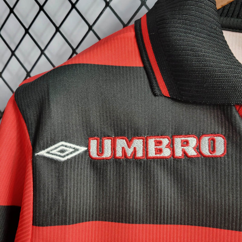 Camisa Retrô do CR Flamengo 1999