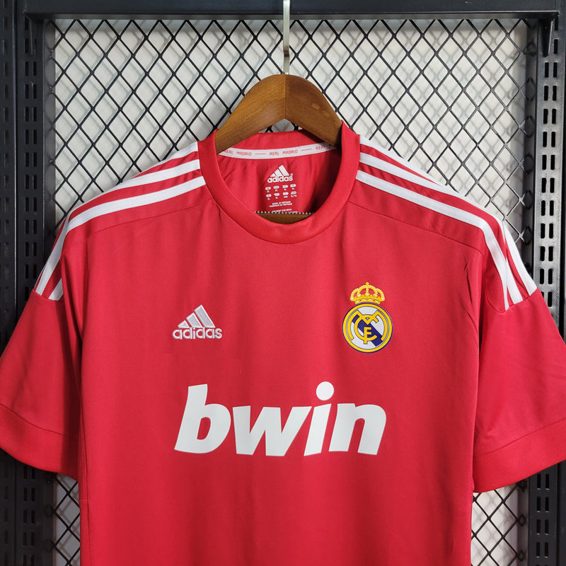 Camisa Retrô do Real Madrid 2010/2011