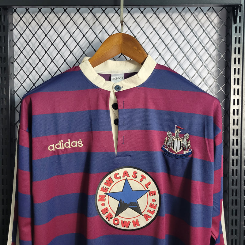 Camisa Retrô do Newcastle 1995/1996 - Manga Longa