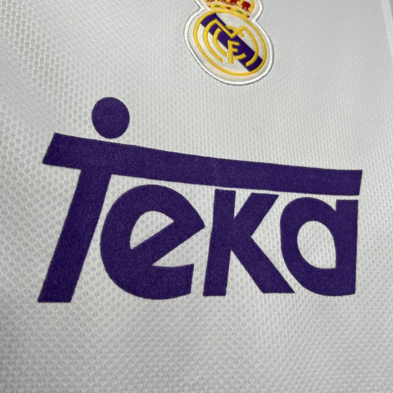 Camisa Retrô do Real Madrid 1997/1998