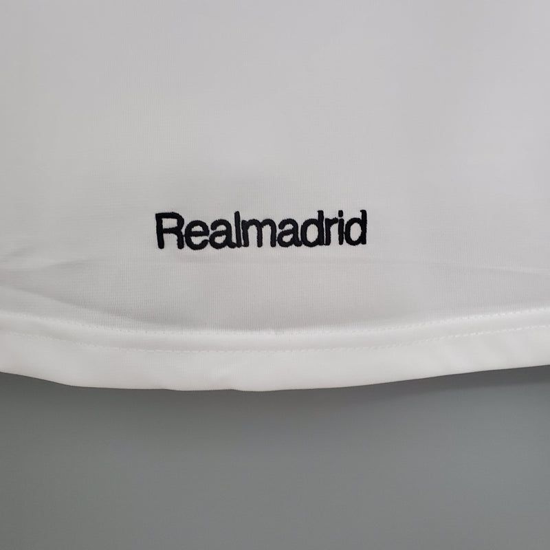 Camisa Retrô do Real Madrid 2005/2006