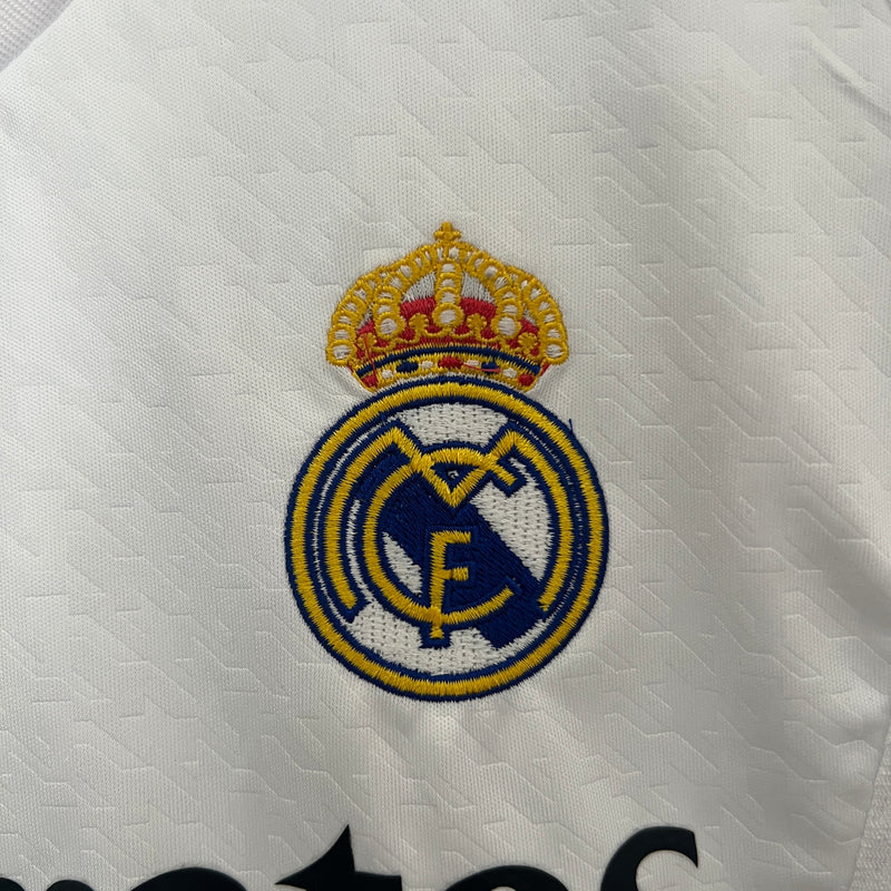 Conjunto Infantil Oficial do Real Madrid 24/25 - Campeão da Champions League