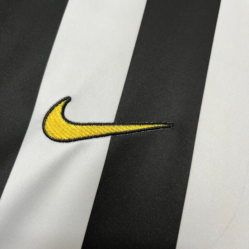 Camisa Retrô da Juventus 2003/2004 - Versão Retrô