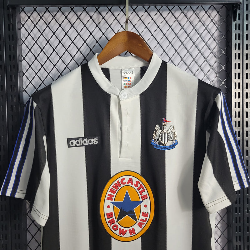 Camisa Retrô do Newcastle 1997/1999