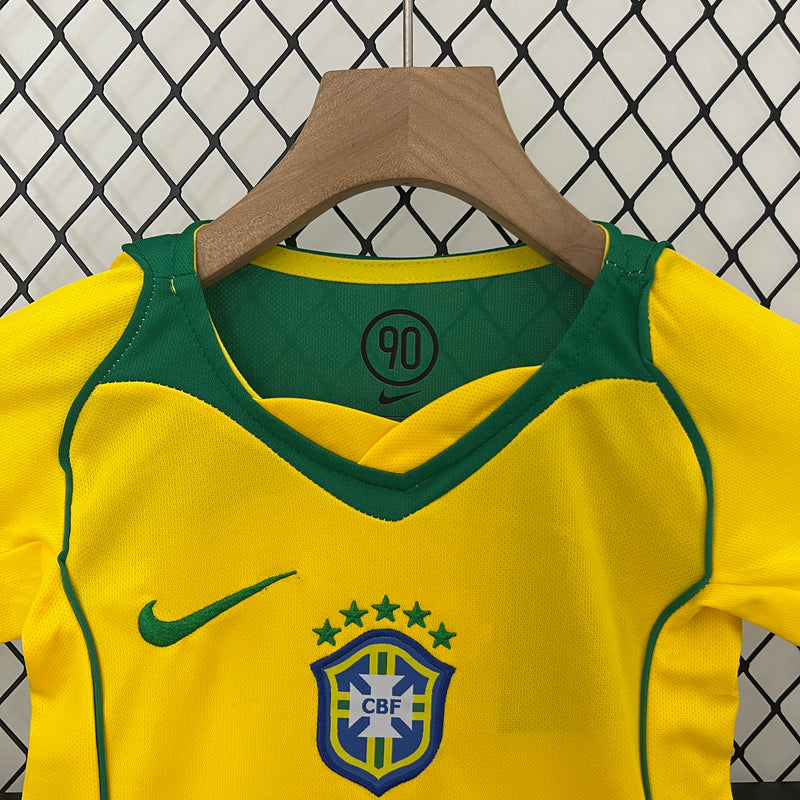 Conjunto Retrô Infantil do Brasil 2004 - Kids