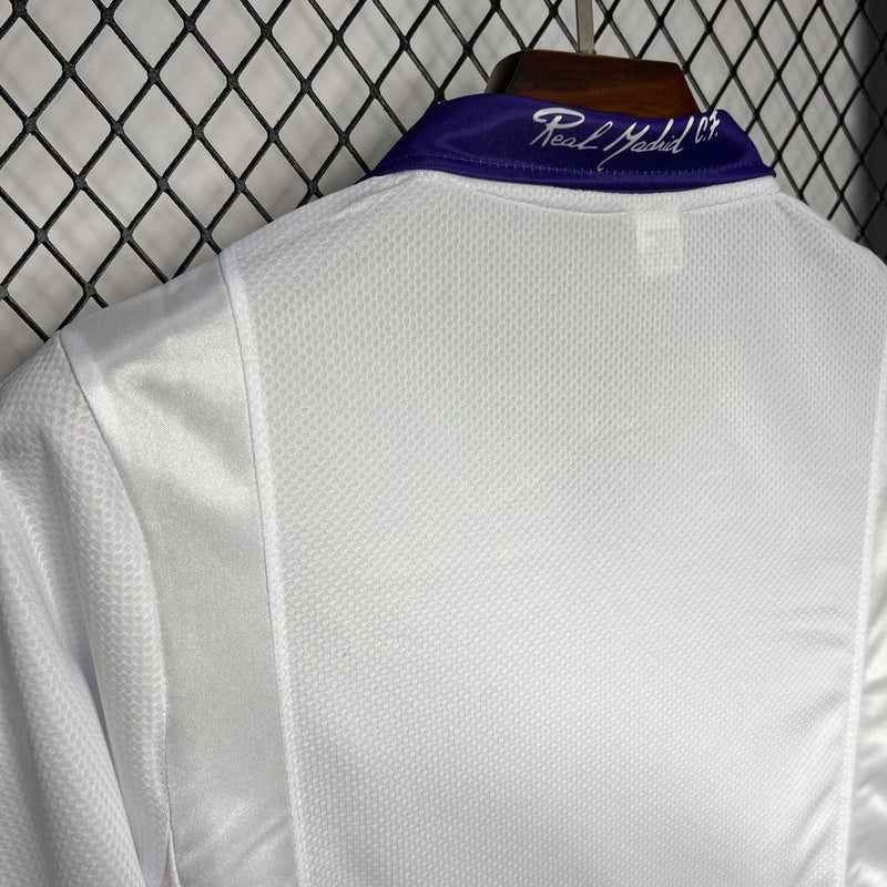 Camisa Retrô do Real Madrid 1997/1998