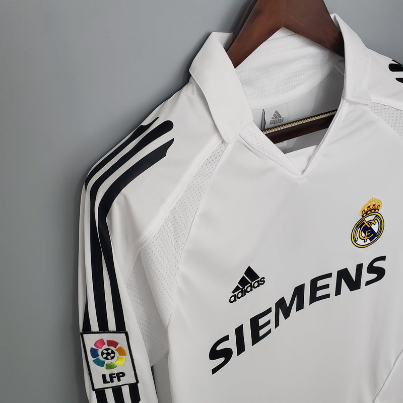 Camisa Retrô do Real Madrid 2005/2006 - Manga Longa