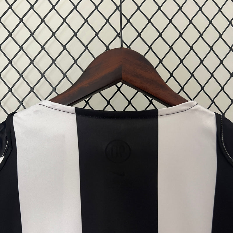 Camisa Retrô da Juventus 2004/2005