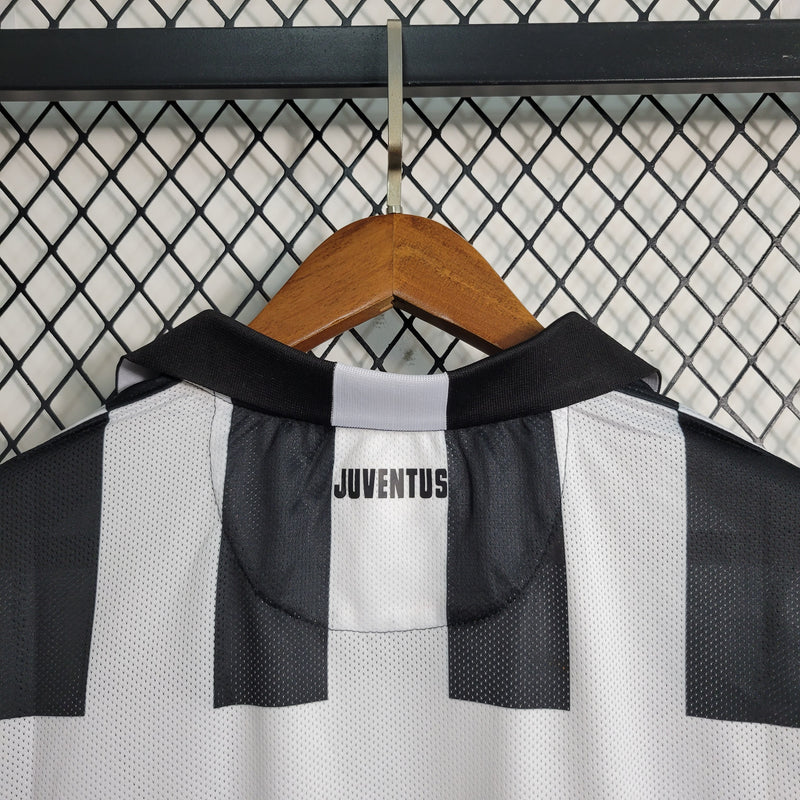 Camisa Retrô da Juventus 2014/2015