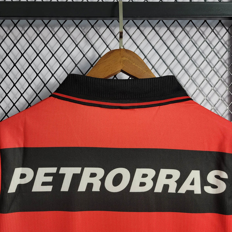 Camisa Retrô do CR Flamengo 1999