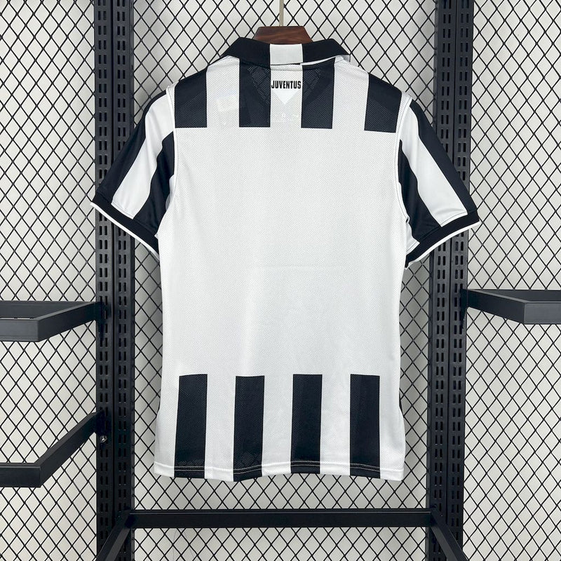 Camisa Retrô da Juventus 2014/2015