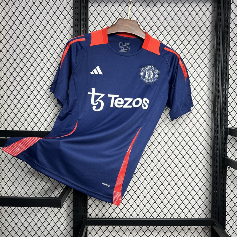 Camisa Oficial do Manchester United 24/25 Versão Torcedor - Pré Jogo