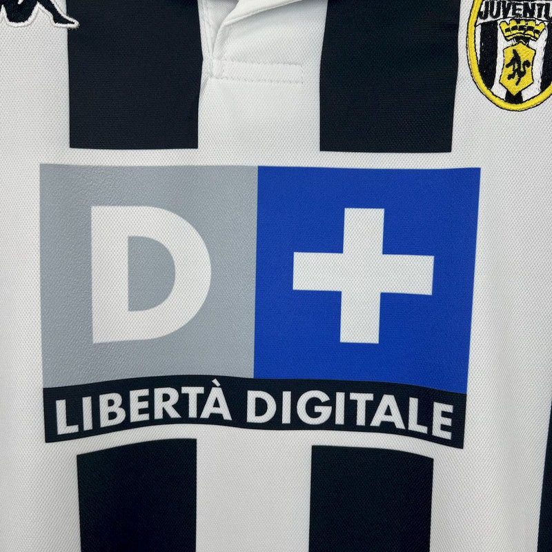 Camisa Retrô da Juventus 1999/2000