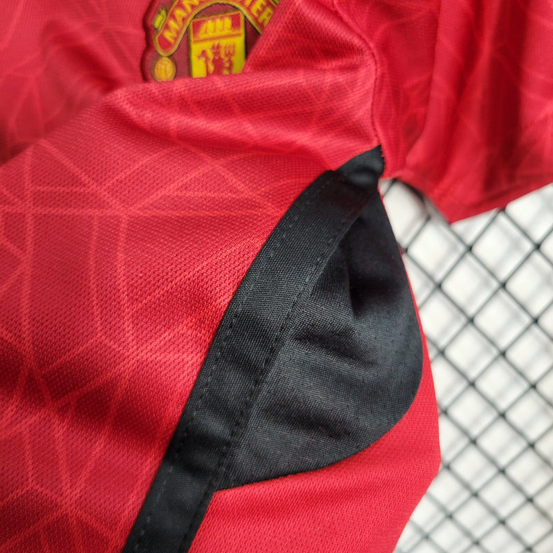 Conjunto Infantil Oficial do Manchester United 23/24 - Kids