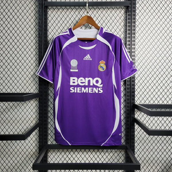 Camisa Retrô do Real Madrid 2006