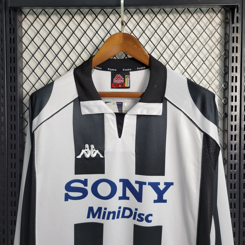 Camisa Retrô da Juventus 1997/1998