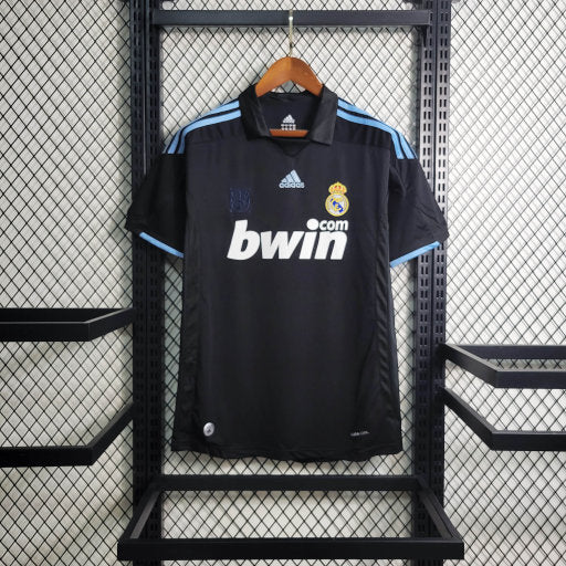 Camisa Retrô do Real Madrid 2009/2010