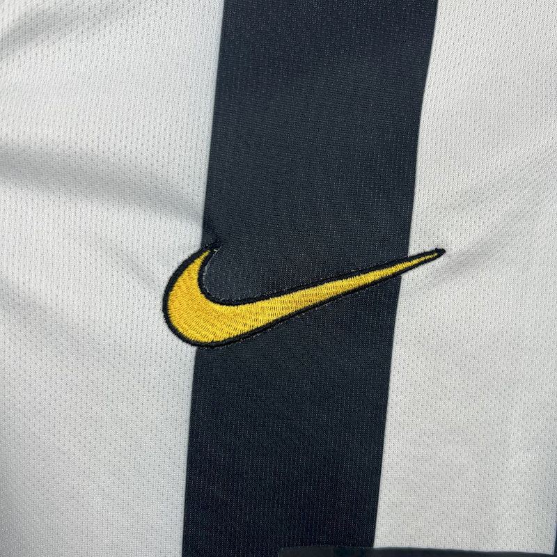 Camisa Retrô da Juventus 2014/2015