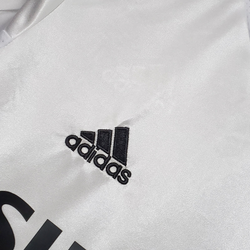 Camisa Retrô do Real Madrid 2004/2005