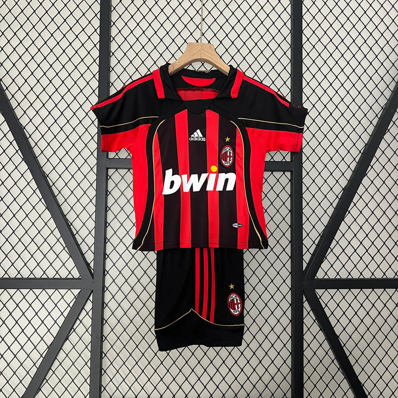 Conjunto Retrô Infantil Oficial do Milan 2006/2007 - Kids