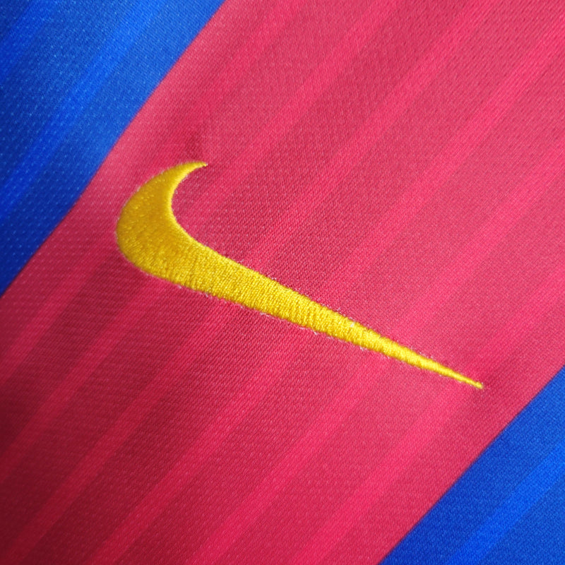 Camisa Retrô do Barcelona 2016/2017