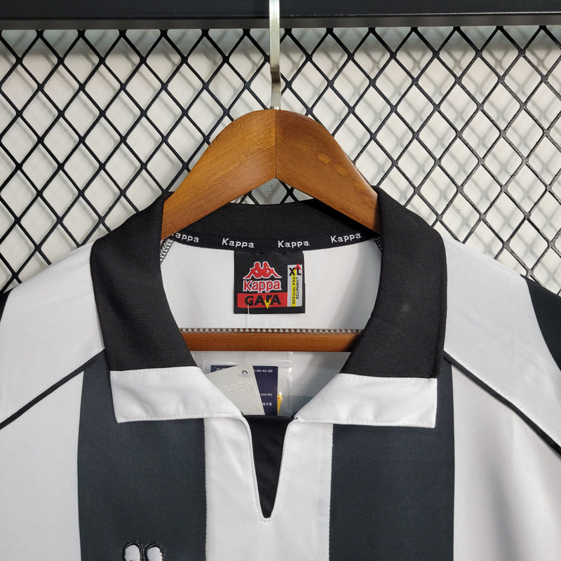 Camisa Retrô da Juventus 1997/1998