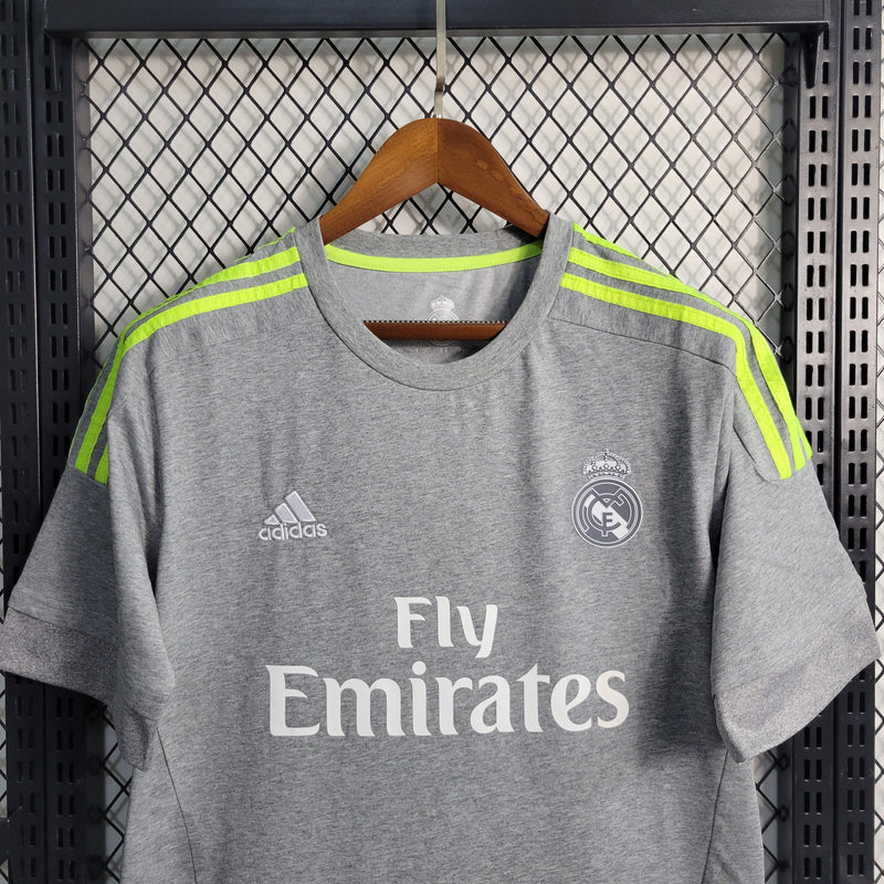 Camisa Retrô do Real Madrid 2015/2016