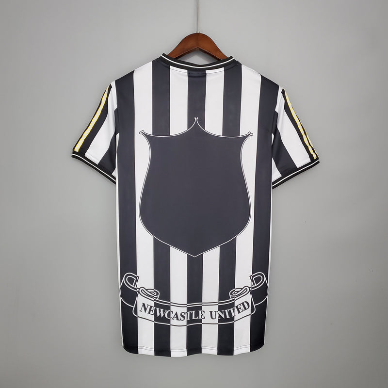 Camisa Retrô do Newcastle 1997/1999