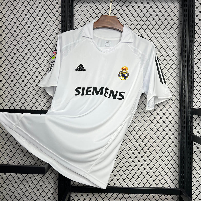 Camisa Retrô do Real Madrid 2005/2006