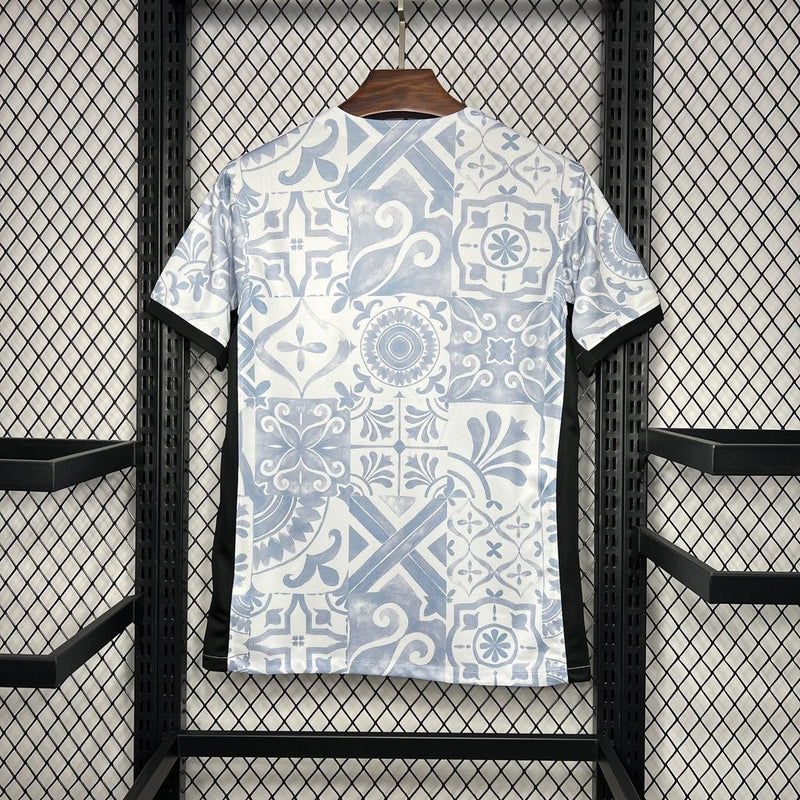 Camisa de Portugal 24/25 Versão Torcedor - Nike x Louise Vuitton