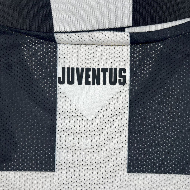 Camisa Retrô da Juventus 2014/2015