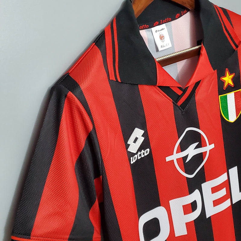 Camisa Retrô do Milan 1996/1997