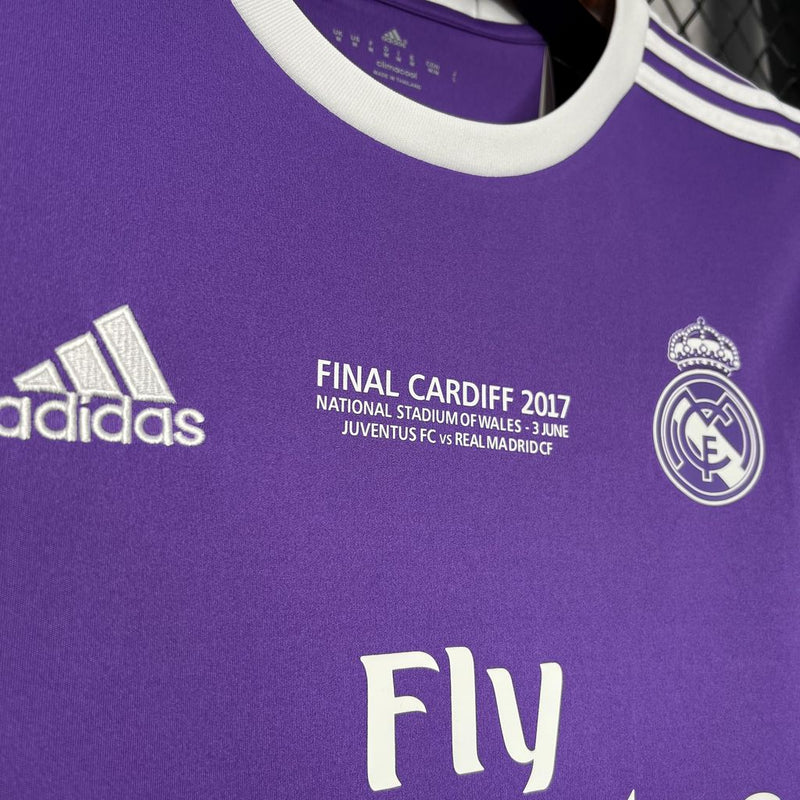 Camisa Retrõ do Real Madrid 2016/2017 - Final da Champions League