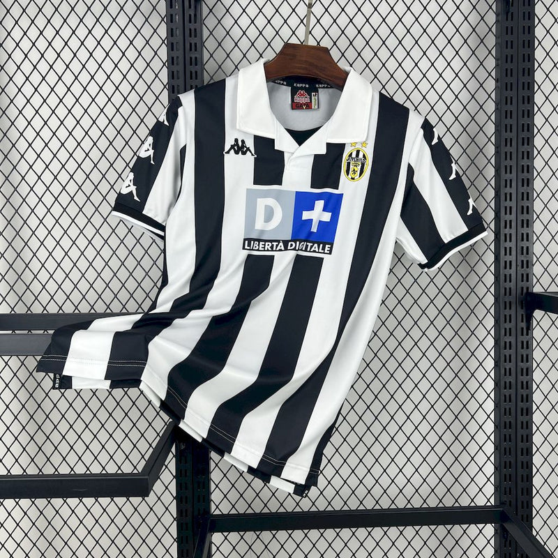 Camisa Retrô da Juventus 1999/2000