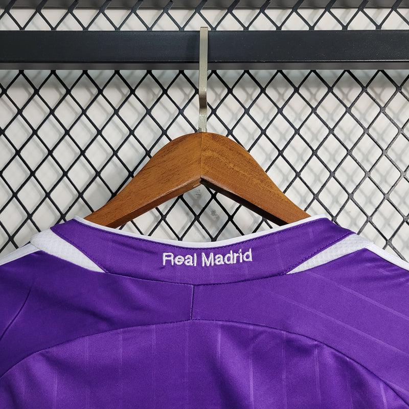 Camisa Retrô do Real Madrid 2006