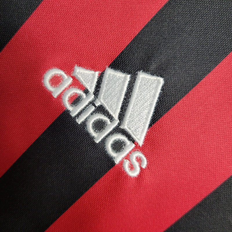 Camisa Retrô do Milan 2016/2017