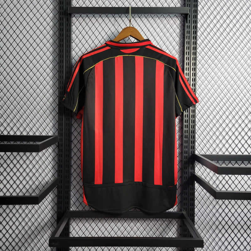 Camisa Retrô do Milan 2006/2007