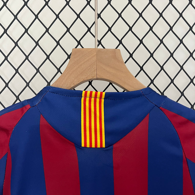 Conjunto Retrô Infantil Oficial do Barcelona 2005/2006 - Kids